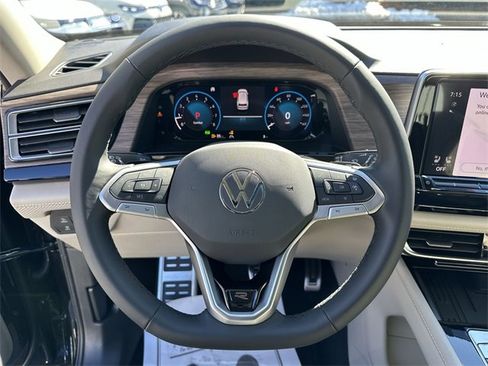 New 2026 Volkswagen Atlas SEL Premium R-Line image 17