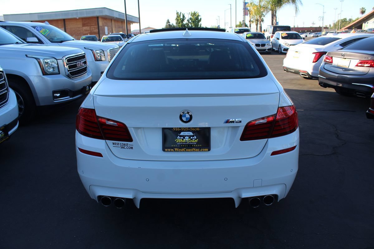 Used 2015 BMW M5 RWD image 6