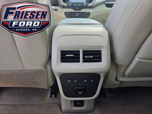 Used 2018 GMC Terrain Denali w/ Comfort Package AWD/4WD image 27
