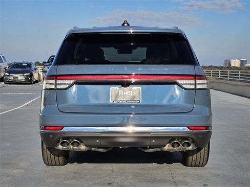 New 2026 Lincoln Aviator Reserve image 6