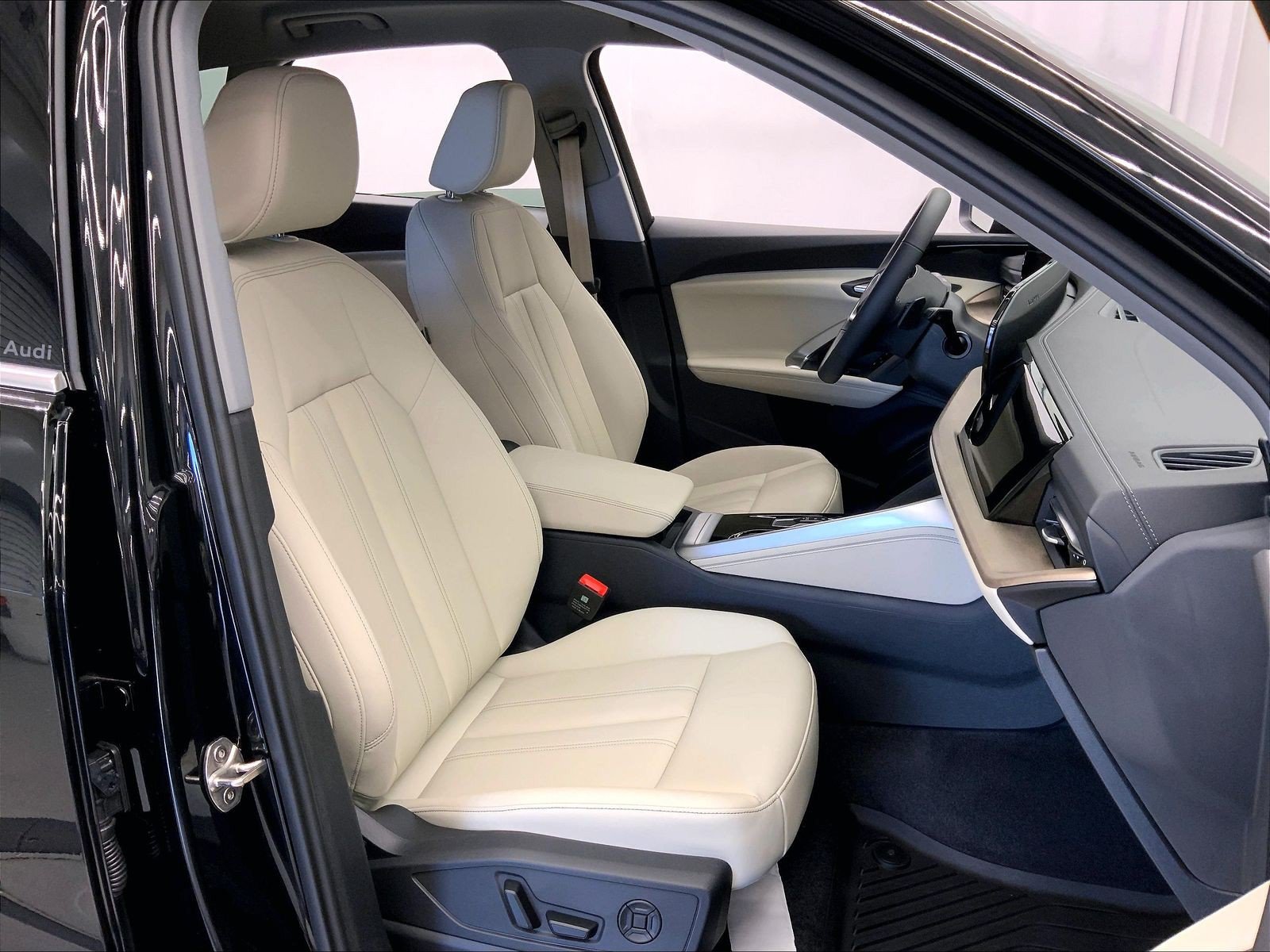 New 2025 Audi Q5 Premium AWD/4WD image 5