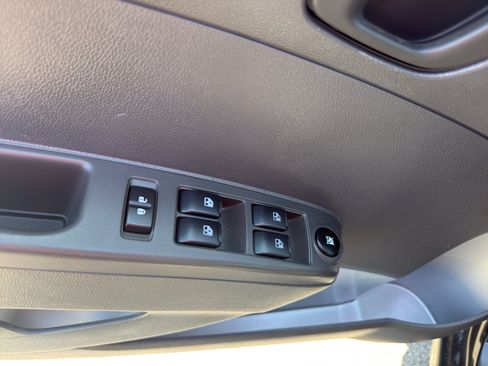 Used 2014 Chevrolet Spark LT FWD image 11