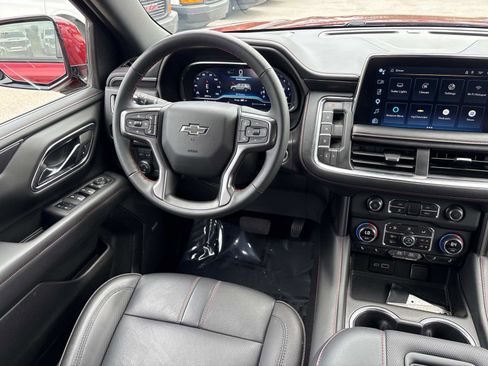 Used 2023 Chevrolet Suburban RST w/ Luxury Package image 26