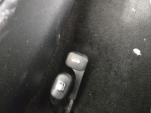 Certified 2025 Kia K4 GT-Line image 31