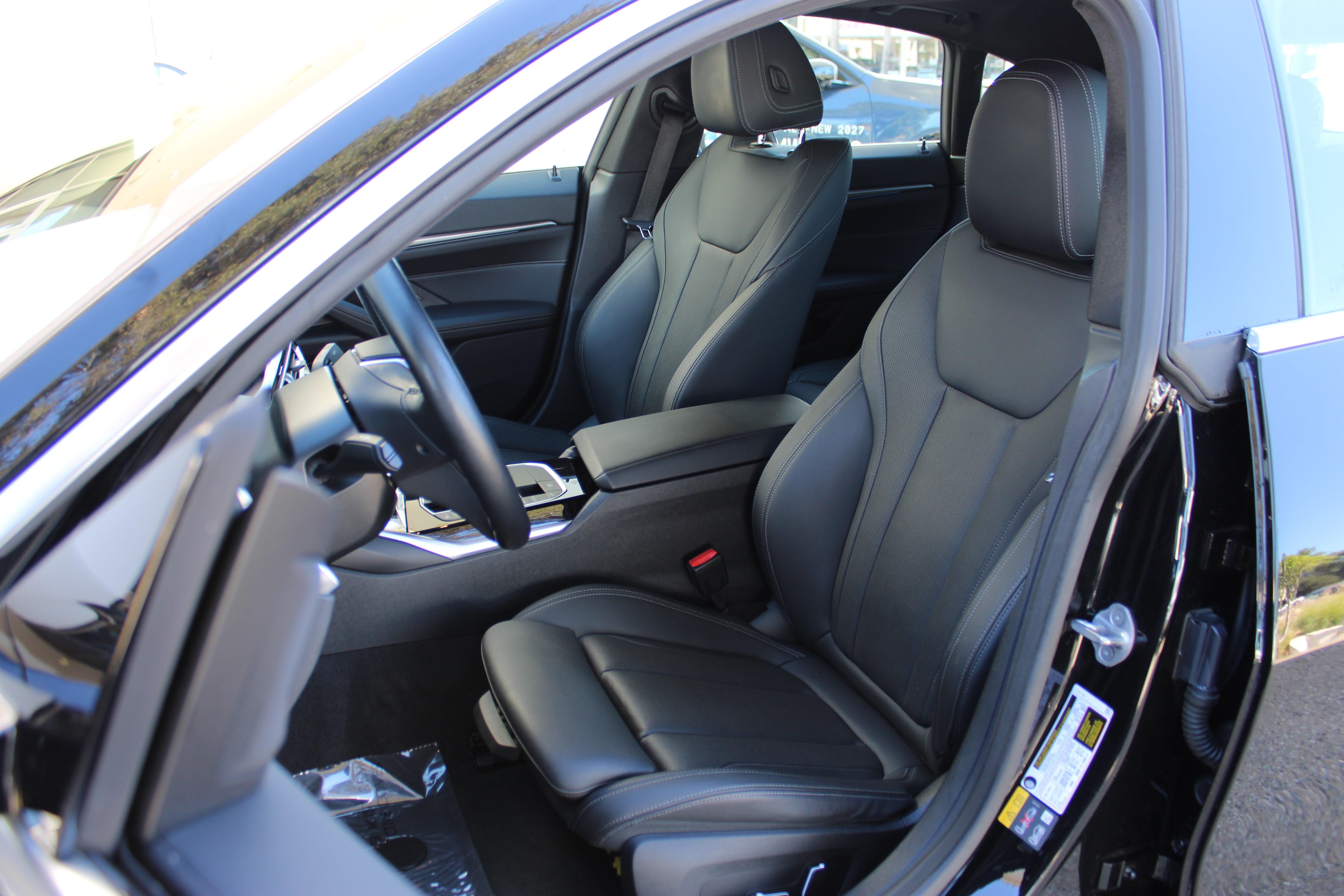 Used 2024 BMW i4 eDrive35 w/ Convenience Package RWD image 14
