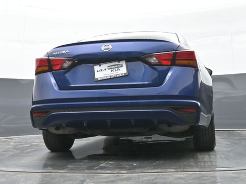 Used 2022 Nissan Altima 2.5 S image 37