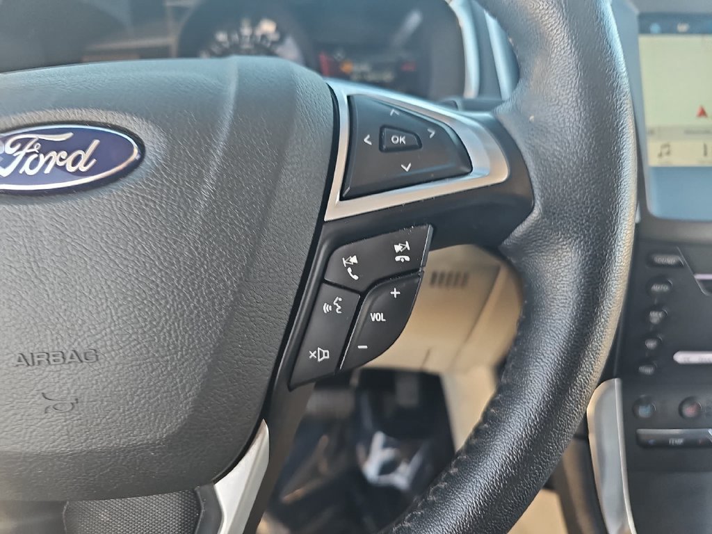 Used 2017 Ford Edge Titanium AWD/4WD image 19