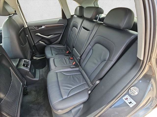 Used 2017 Audi Q5 2.0T Premium AWD/4WD image 16