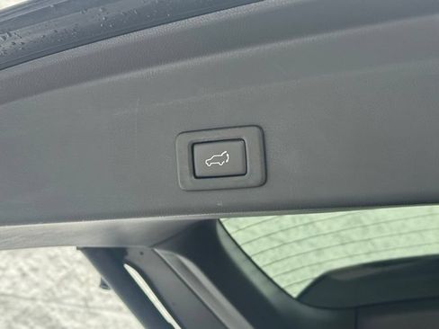 Used 2019 Subaru Ascent Touring w/ Popular Package #3 AWD/4WD image 6