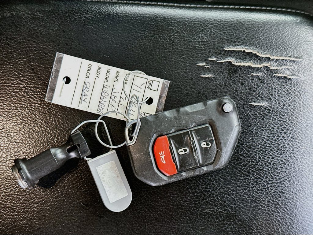 Used 2021 Jeep Wrangler Unlimited Sport AWD/4WD image 34