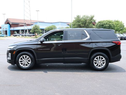Used 2022 Chevrolet Traverse LS FWD image 27