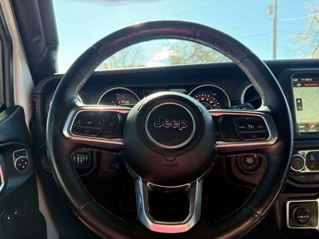 Used 2019 Jeep Wrangler Unlimited Sahara w/ Uconnect 4C Nav & Sound Group AWD/4WD image 20