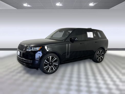 Used 2023 Land Rover Range Rover SE AWD/4WD image 1