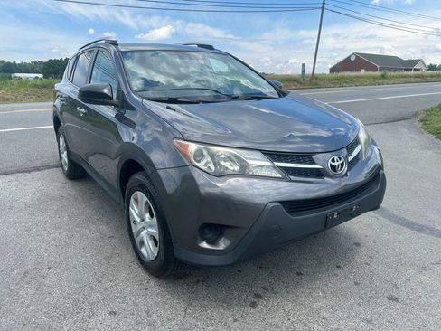 Used 2014 Toyota RAV4 LE AWD/4WD image 4