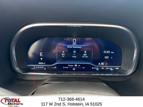 Used 2023 Chevrolet Suburban RST w/ Luxury Package AWD/4WD image 27