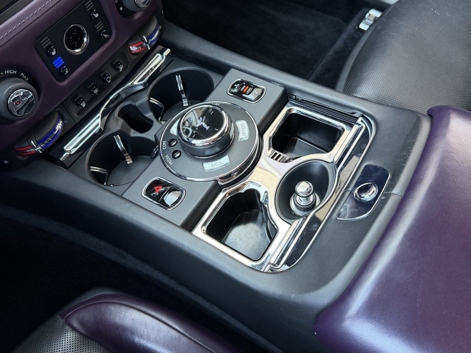 Used 2018 Rolls-Royce Wraith RWD image 30