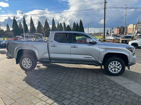 New 2026 Toyota Tacoma SR5 AWD/4WD image 6