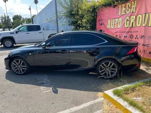 Used 2014 Lexus IS 250 w/ F-Sport Package RWD image 8