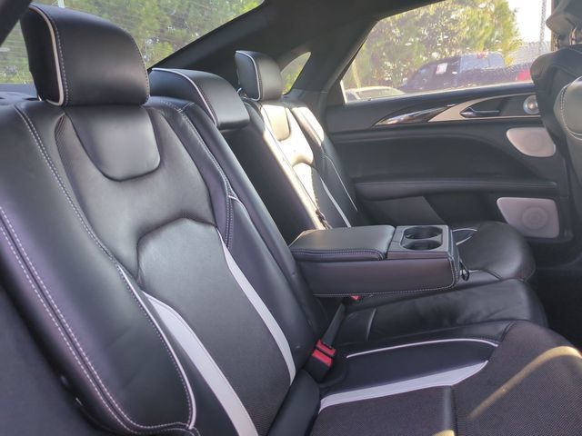 Used 2017 Lincoln MKZ Reserve w/ Luxury Package AWD/4WD image 31