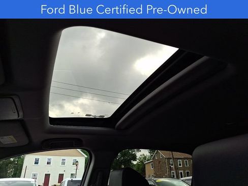 Used 2018 Honda CR-V Touring image 14