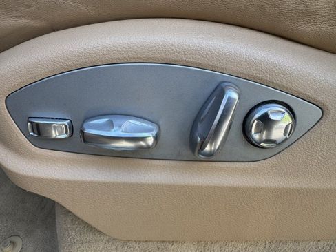 Used 2013 Porsche Cayenne S AWD/4WD image 21
