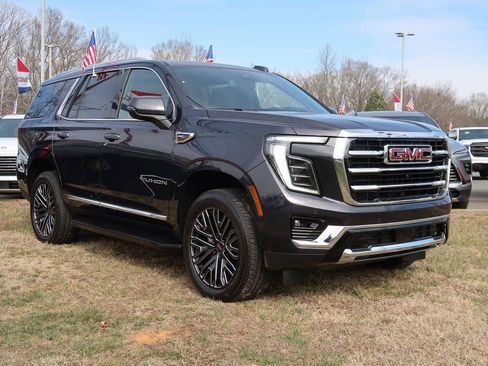 New 2026 GMC Yukon Elevation image 2