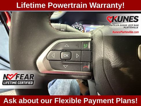 Used 2025 Jeep Compass Trailhawk AWD/4WD image 16
