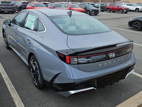 New 2026 Hyundai Sonata SEL FWD image 4