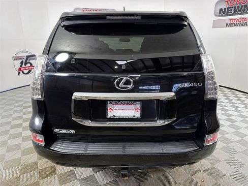 Used 2017 Lexus GX 460 w/ Navigation Package image 5