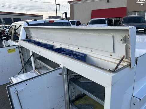 Used 2022 Ford F250 XL w/ Power Equipment Group image 12