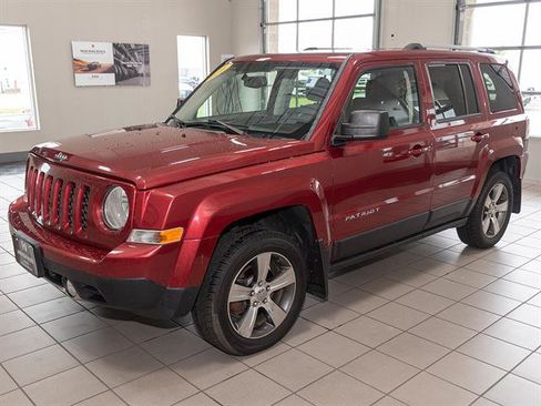 Used 2016 Jeep Patriot High Altitude AWD/4WD image 5
