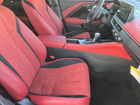 Certified 2025 Acura ADX A-Spec image 11