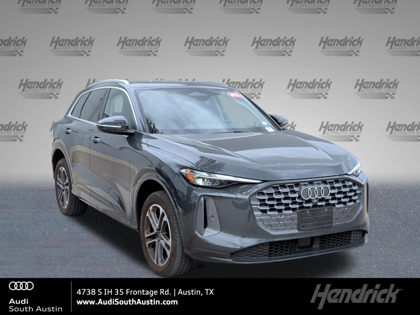 Used 2025 Audi Q5 Premium w/ Convenience Package AWD/4WD image 1