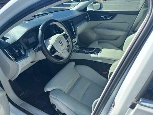 Used 2021 Volvo S60 T8 Inscription w/ Climate Package AWD/4WD image 5