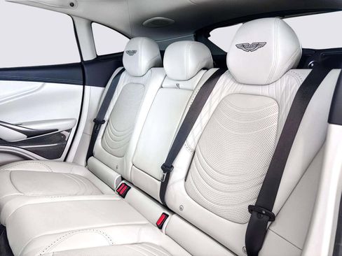 Used 2024 Aston Martin DBX 707 image 45