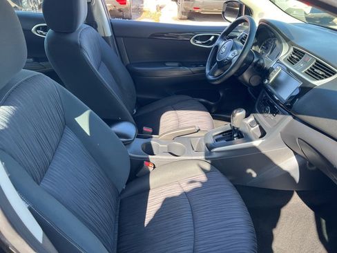 Used 2019 Nissan Sentra SV image 18