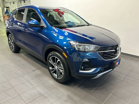 Used 2021 Buick Encore GX Select FWD image 2