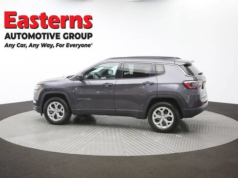 Used 2024 Jeep Compass Latitude AWD/4WD image 56