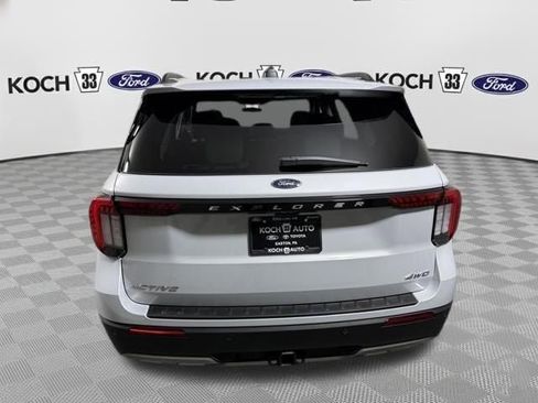 New 2026 Ford Explorer Active w/ Active Comfort Package AWD/4WD image 7