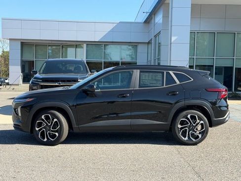 New 2026 Chevrolet Trax RS w/ Driver Confidence Package image 25