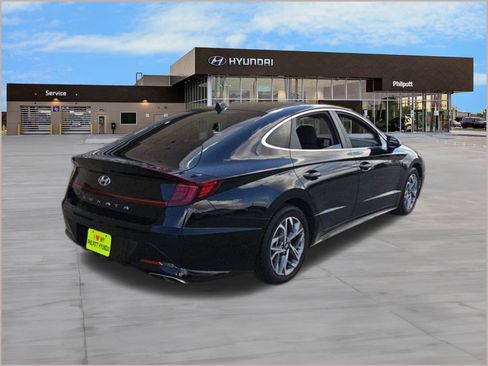 Certified 2023 Hyundai Sonata SEL w/ Preferred Accessory Package image 8