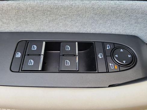 Used 2024 MAZDA CX-90 3.3 Turbo S w/ Premium Plus image 28