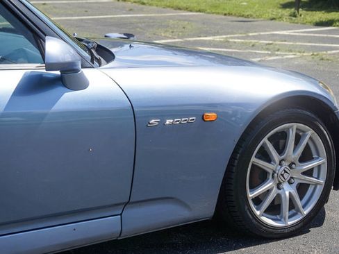 Used 2004 Honda S2000 image 52