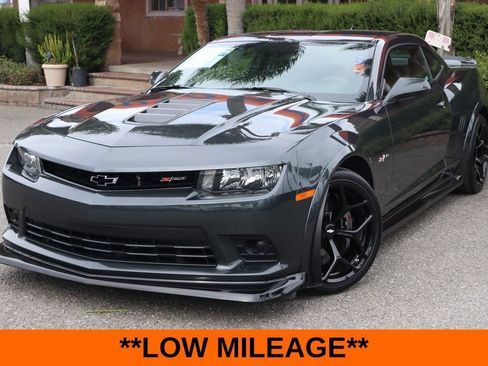 Used 2015 Chevrolet Camaro Z/28 RWD image 4