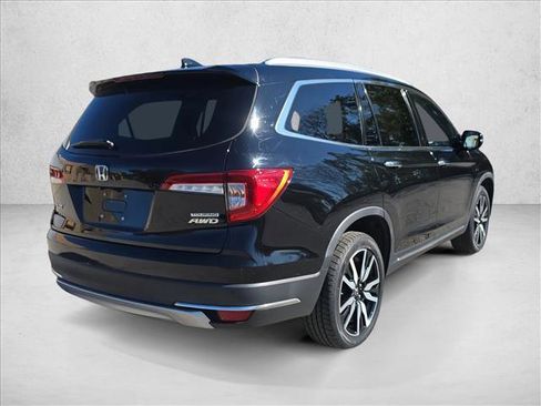Used 2021 Honda Pilot Touring image 7