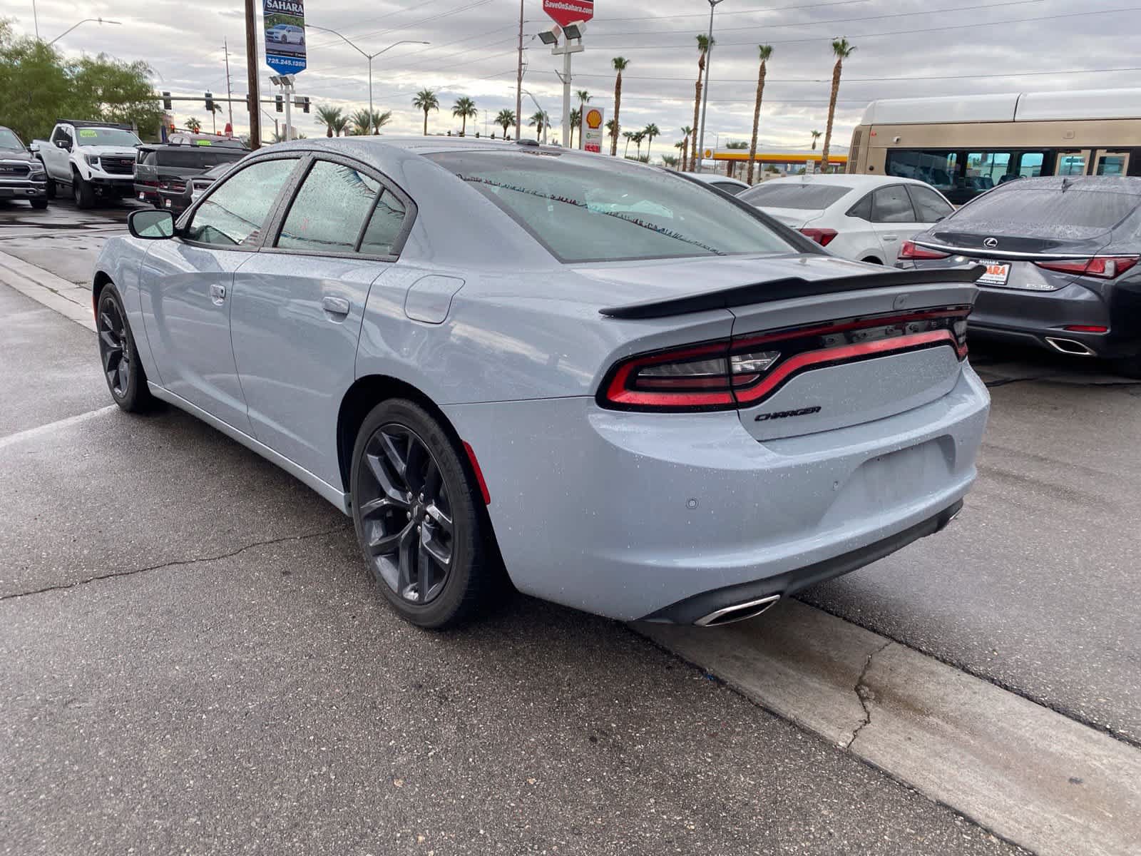 Used 2021 Dodge Charger SXT w/ Blacktop Package RWD image 8