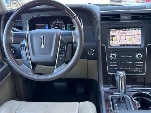 Used 2015 Lincoln Navigator L 4WD w/ Equipment Group 101A Reserve image 14