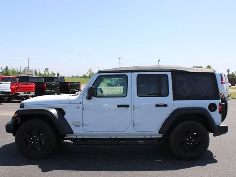 Used 2019 Jeep Wrangler Unlimited Sport S AWD/4WD image 6