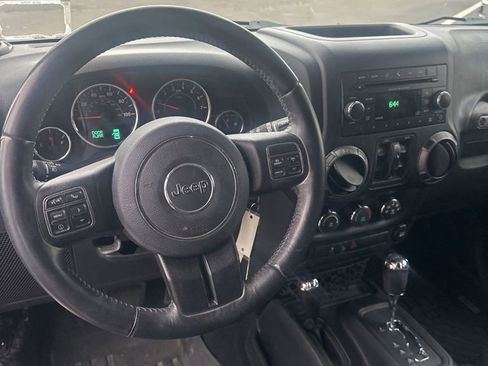 Used 2015 Jeep Wrangler Unlimited Sport w/ Quick Order Package 24S image 14