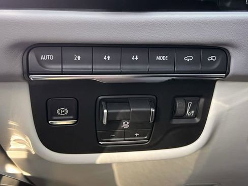 Certified 2026 Cadillac Escalade ESV Platinum Sport w/ LPO, ONYX Package image 18